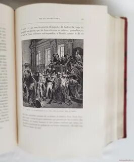 Наполеон читает книги