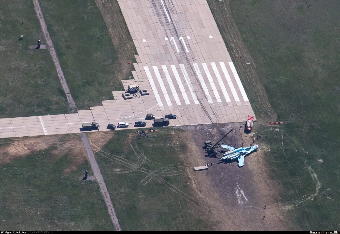 Су-34 в Бутурлиновке. Су-34 Бутурлиновка авария. Су 34 Бутурлиновка 2015. В Бутурлиновке перевернулся Су-34. 3 июня 2015