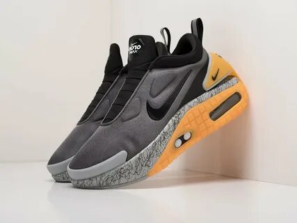 Nike adapt max