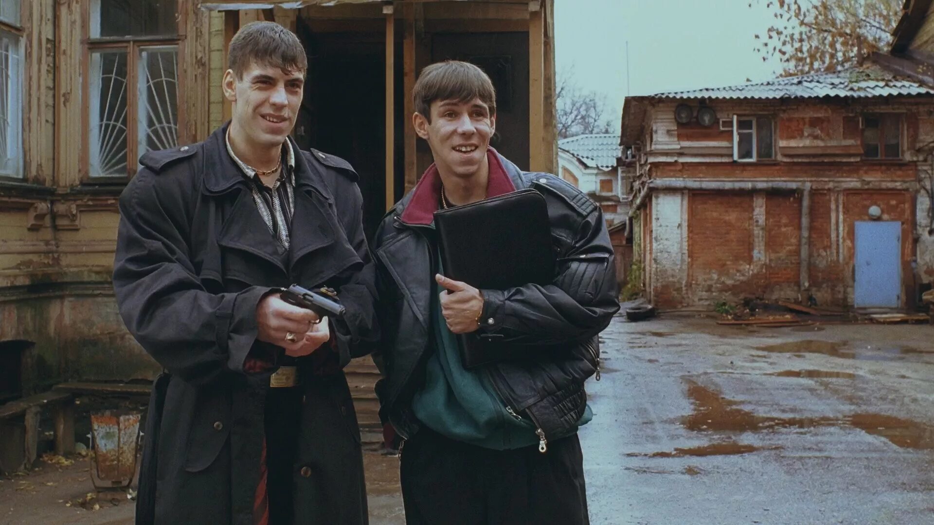 Брат поднял. Брат поднял