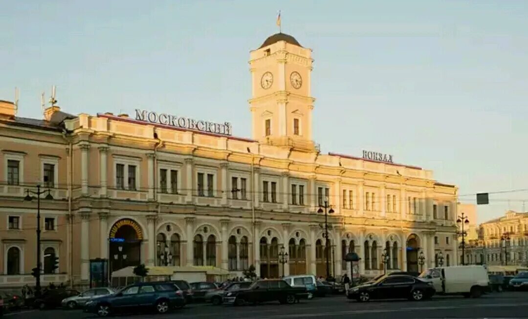 Московский вокзал спб где. Николаевский Московский вокзал в Санкт-Петербурге. Николаевский Московский вокзал. Николаевский (ныне Московский) вокзал Санкт-Петербурга.. Московский вокзал 1851.