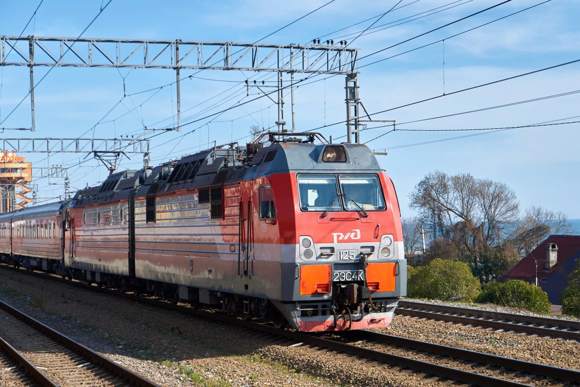 Электровоз 2эс4к. 2с4к электровоз. 2эс4к-104. 2эс4к пассажирский.