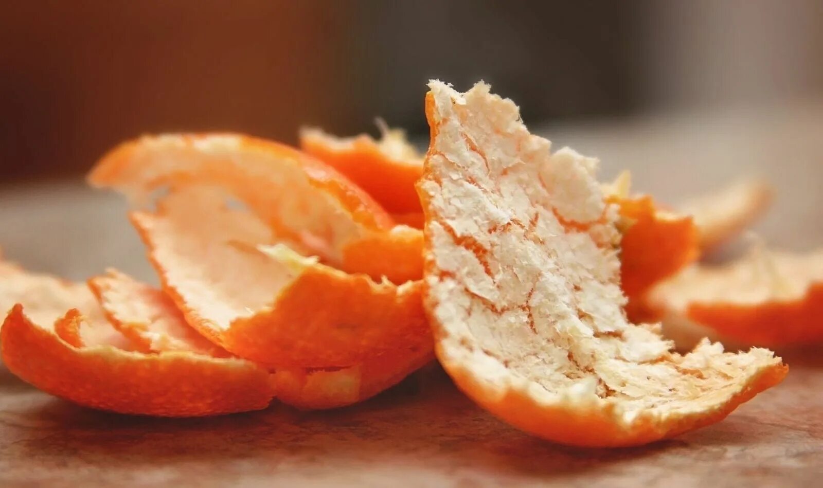 Как называется кожура. Апельсиновая корка. Кожура апельсина. Цедра мандарина. Цедра цитрусовых.
