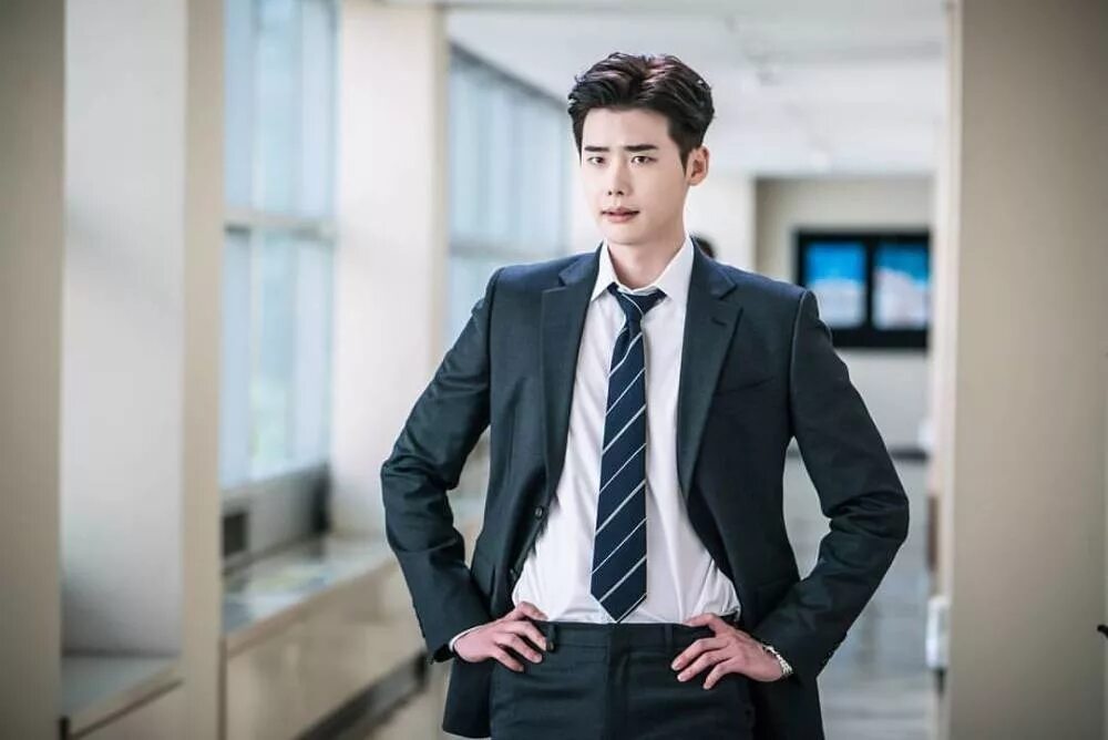 Ким чжон сук жена президента. Lee jong suk дорама. Хван джон. Чжон сук. Ли чон сок (lee jong suk).