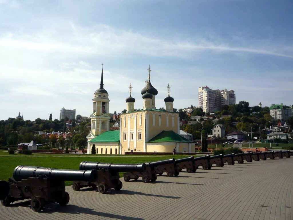 Адмиралтейская площадь Воронеж. Памятник Адмиралтейству Воронеж. Адмиралтейская площадь Воронеж фото. Воронеж достопримечательности набережная. Сайт воронеж где