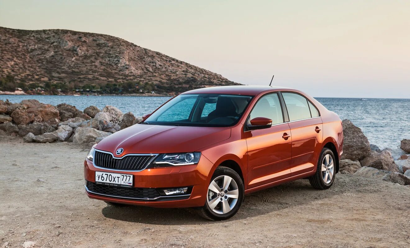 Skoda rapid 1. Skoda rapid sport. Skoda rapid 2013 india. Черные диски для шкоды рапид тюнинг. Шкода рапид 2011.