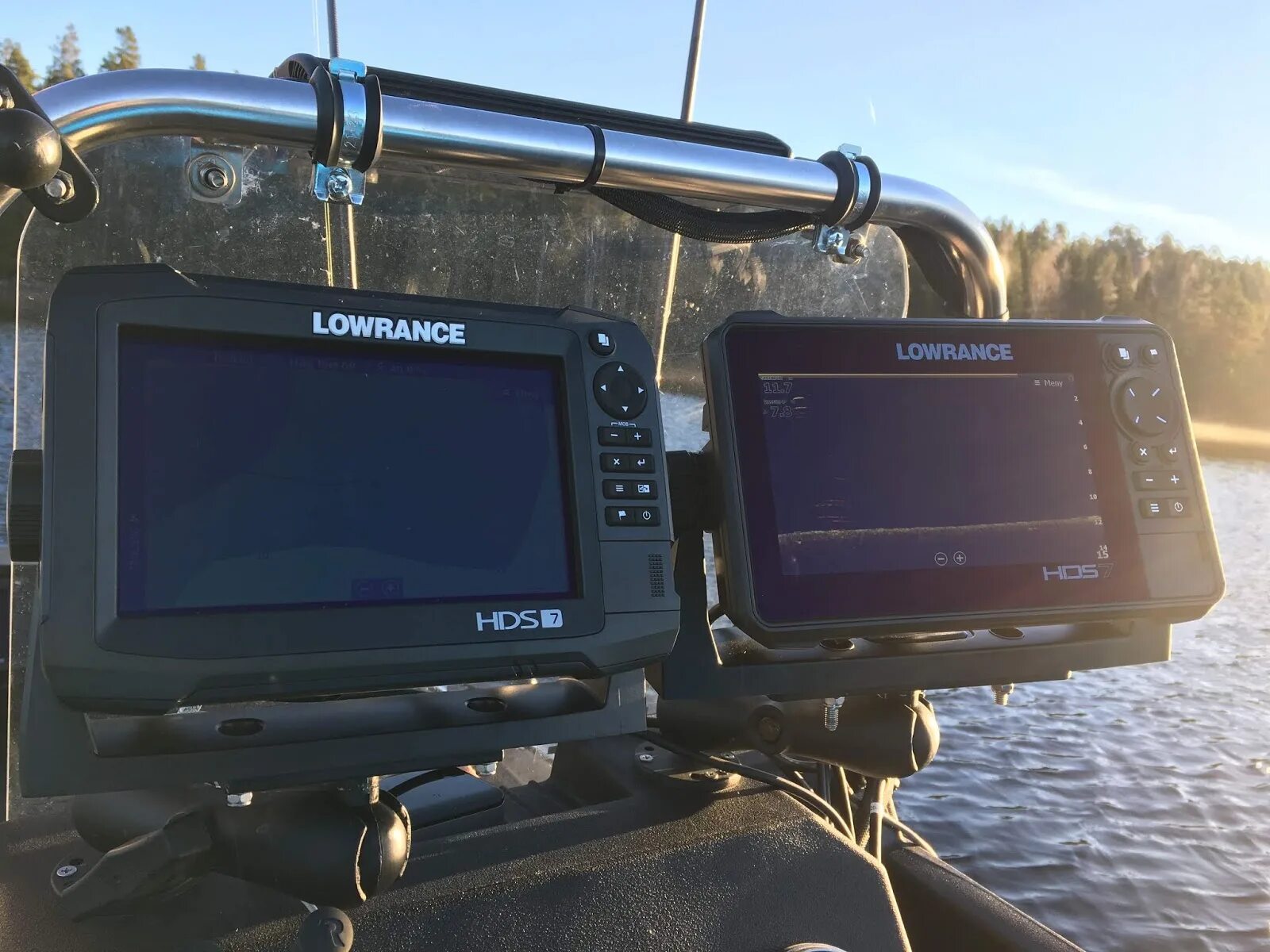 Lowrance HDS 7 Live. Lowrance 9ti2. Lowrance HDS Live 2. Lowrance Elite FS 9 HDS Live 9.