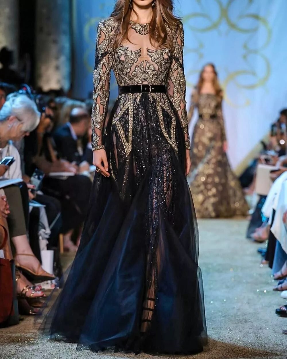 Платья 2025 модные тенденции. Elie saab couture 2025. elie saab haute couture 2025. elie saab 2025 2025 couture. эли сааб платья 2025.