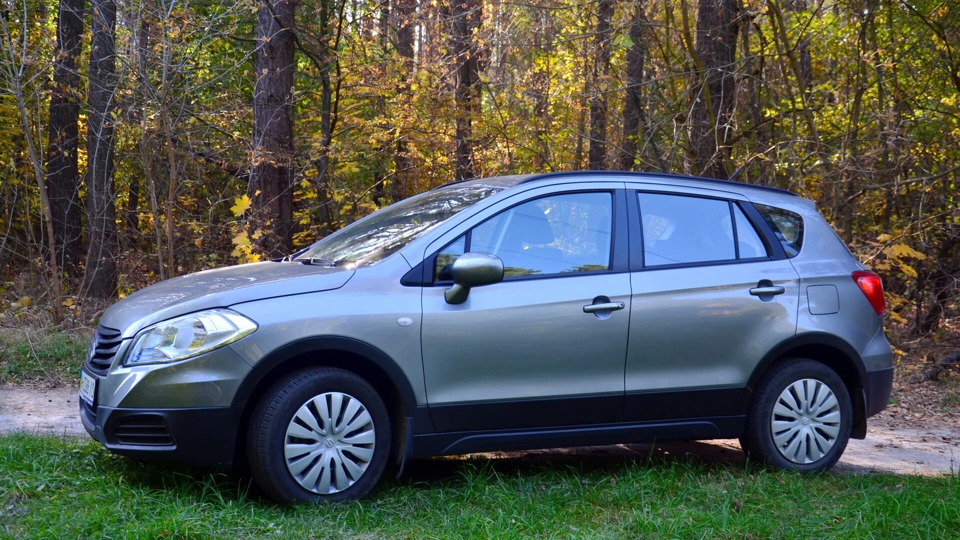 Сузуки сх4. 4. 4. Suzuki sx4. 4.