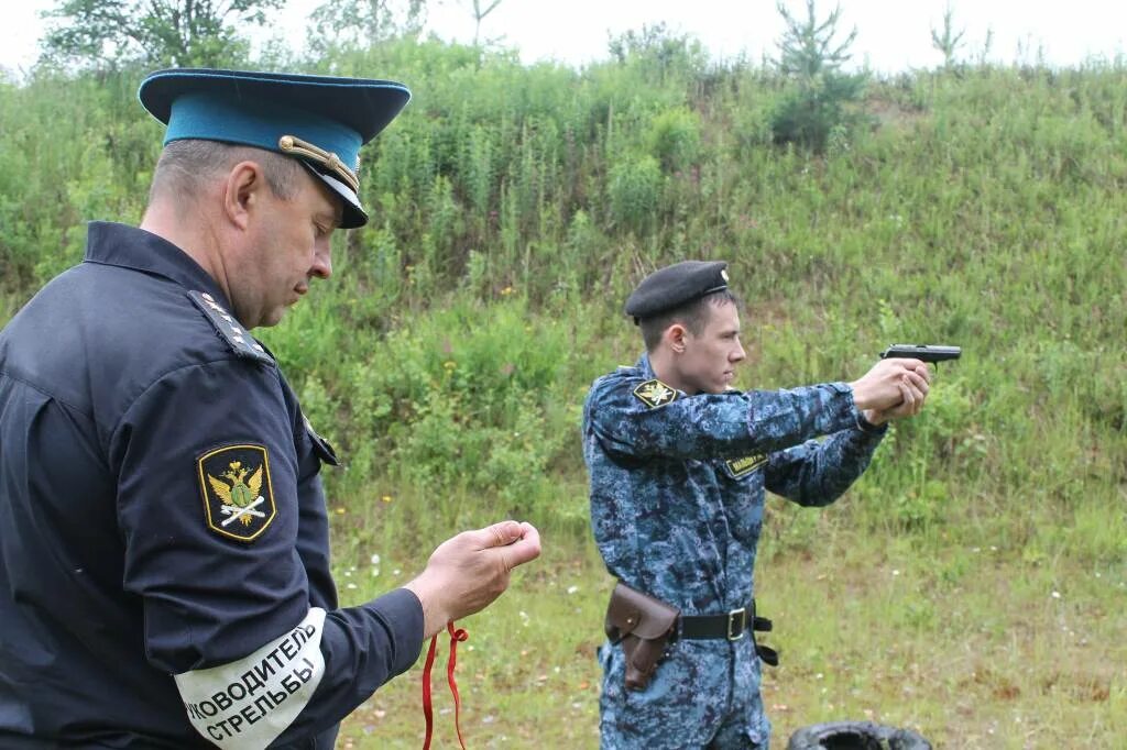 Зеленый берет ФССП. Право ношения зеленого берета. Сдача на берет ФССП. Право ношения зеленого берета в ФССП России.