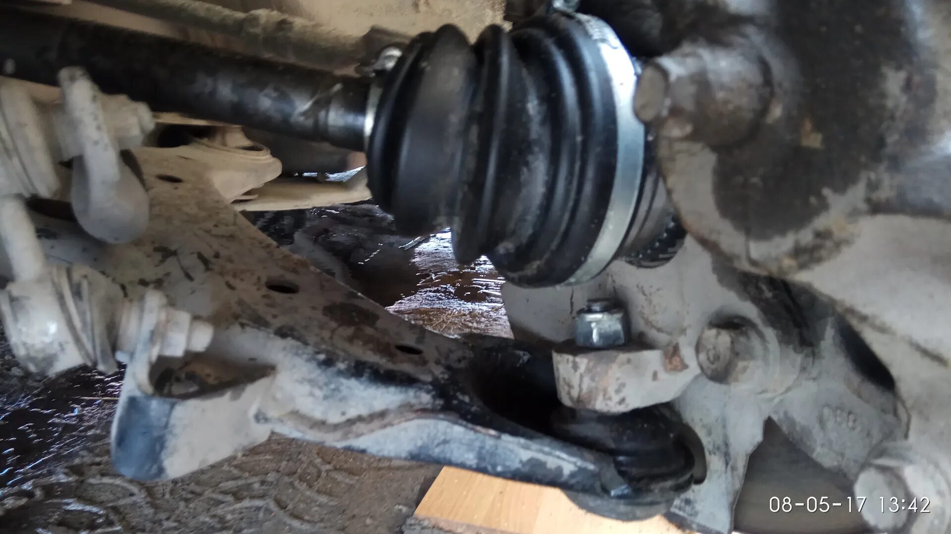 Замена шаровые опоры элантра. Шаровая опора hyundai elantra 4. 51760 auger. Наружные шаровые на хендай элантра 3. Шаровая опора элантра 4.