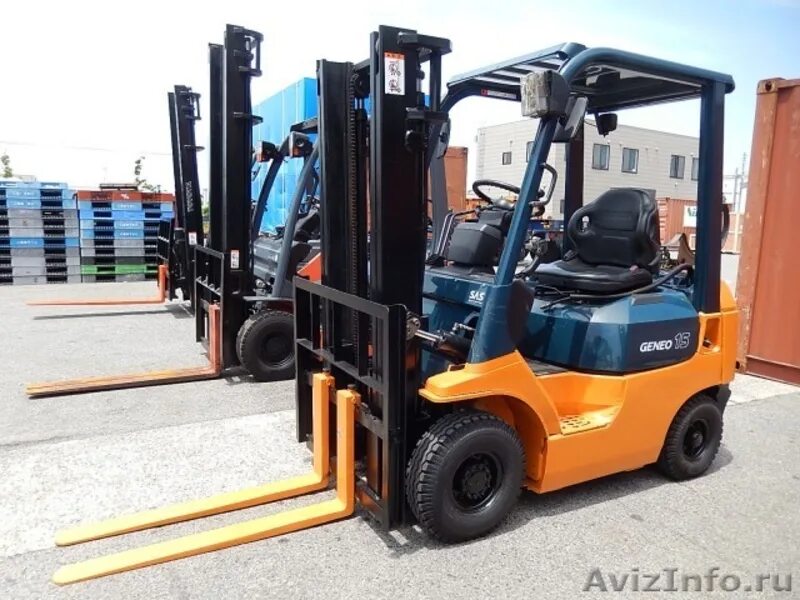 Погрузчик вилочный тойота 18. Автопогрузчик doosan d20sc-5. Погрузчик toyota 7fd18. Погрузчик красного цвета. Погрузчик boss.