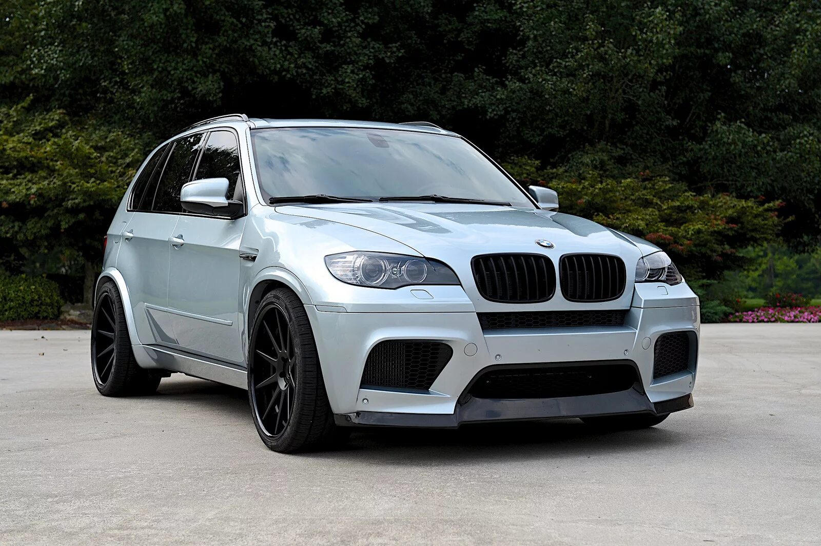 Х5 е70 дорестайлинг. BMW x5 e70. БМВ x5m e70. BMW x5 e70 m пакет. BMW x5 e70 5,5.