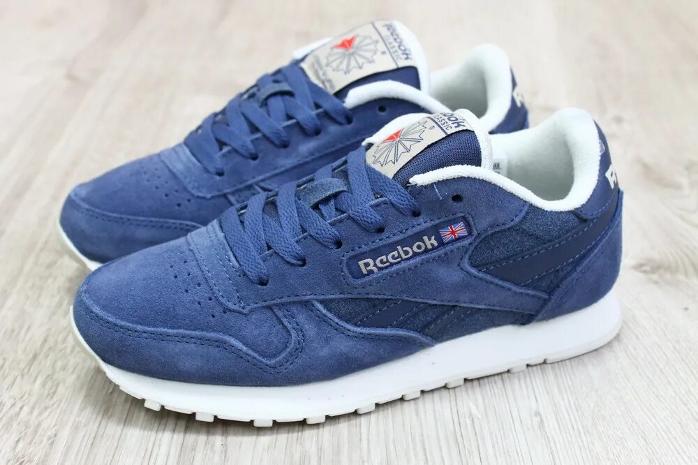 Reebok кроссовки синие. Кроссовки рибок замшевые. Кроссовки рибок голубые замша. Кроссовки рибок синие замша. Кроссовки рибок женские синие замшевые.