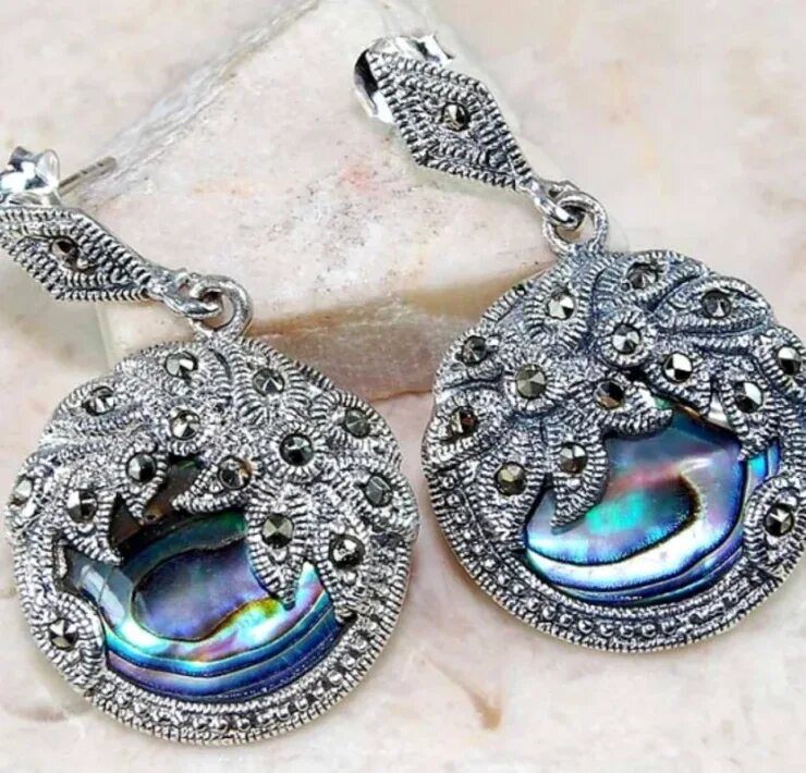 Серьги 6704 сваровски. Серебряные украшения. Серебряные украшения. Цитрин в серебре. Лунный камень бижутерия.