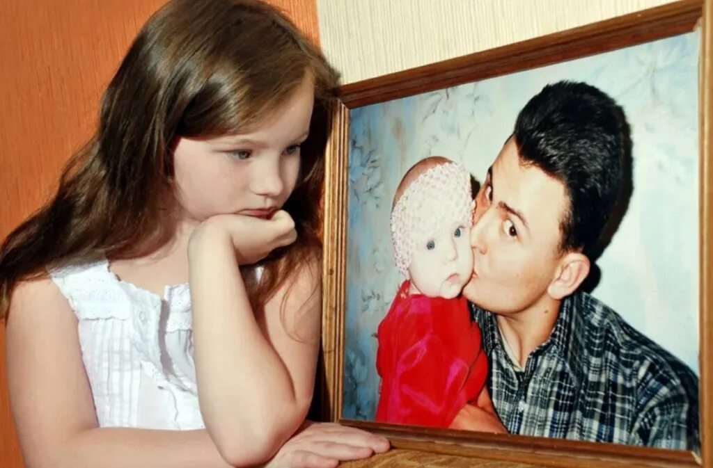 Ру. Новоселова разговор отца с сыном. Послушный и непослушный ребенок. Отец и взрослая дочь. Видео разговор отца с дочерью.