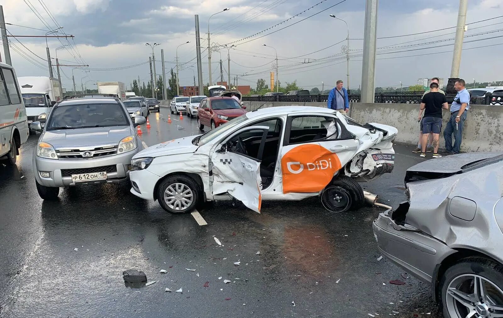 Авария йошкар ола вчера. Дорожные происшествия йошкар ола. Дтп йошкар ола последние. Дтп йошкар ола последние. Дтп йошкар ола краснооктябрьский.