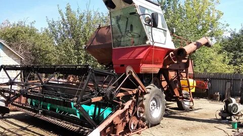 Жатка комбайна нива