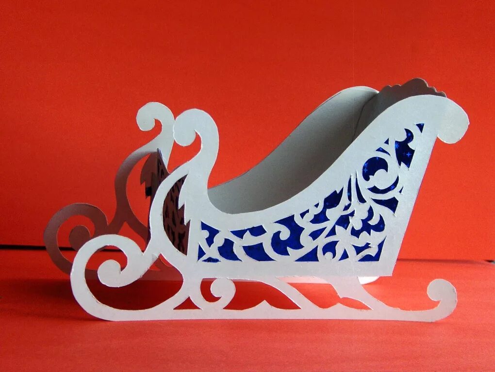 поделка санки деда мороза. новогодние сани. сани деда мороза из картона. сани "деда мороза". сани из фанеры.