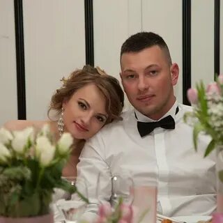 Велев ему выложить