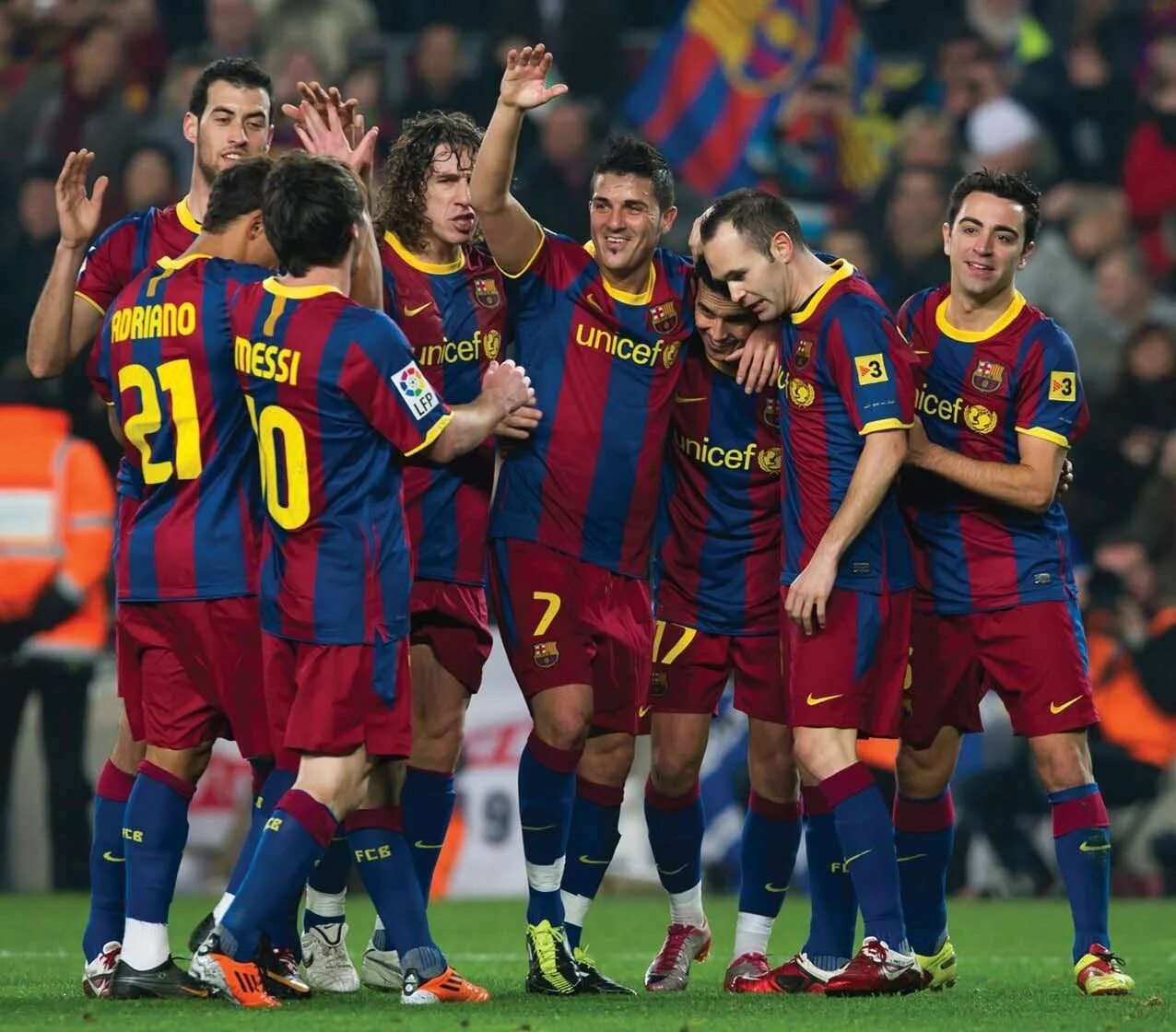 Барселона фк команда. Команда fc barcelona. Барселона команда. Футбол команда месси. Барселона фк команда.