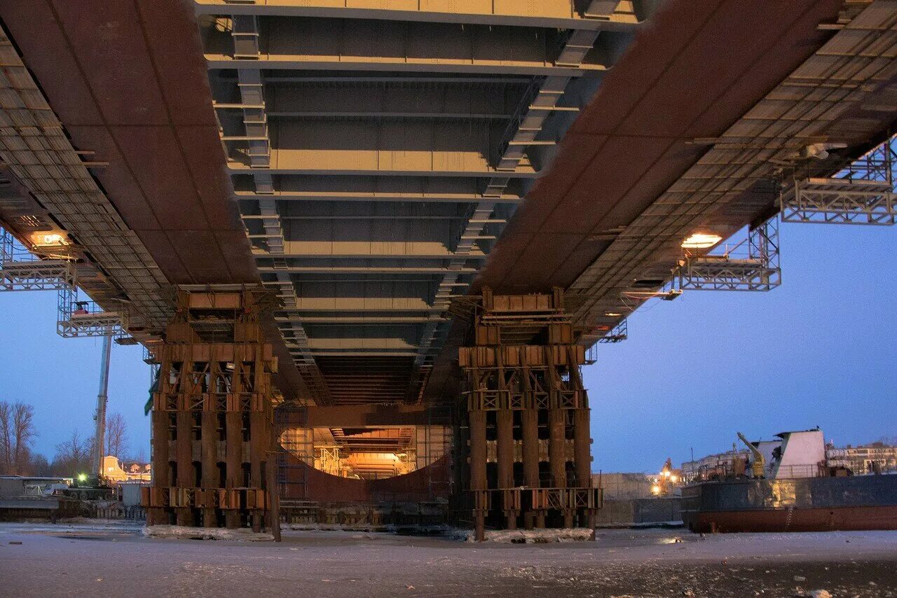 Бетанкура 1а. Питерский Бруклин мост Бетанкура. Мост Бетанкура в Петербурге. Мост Бетанкура фотосессия. Мост Бетанкура граффити.