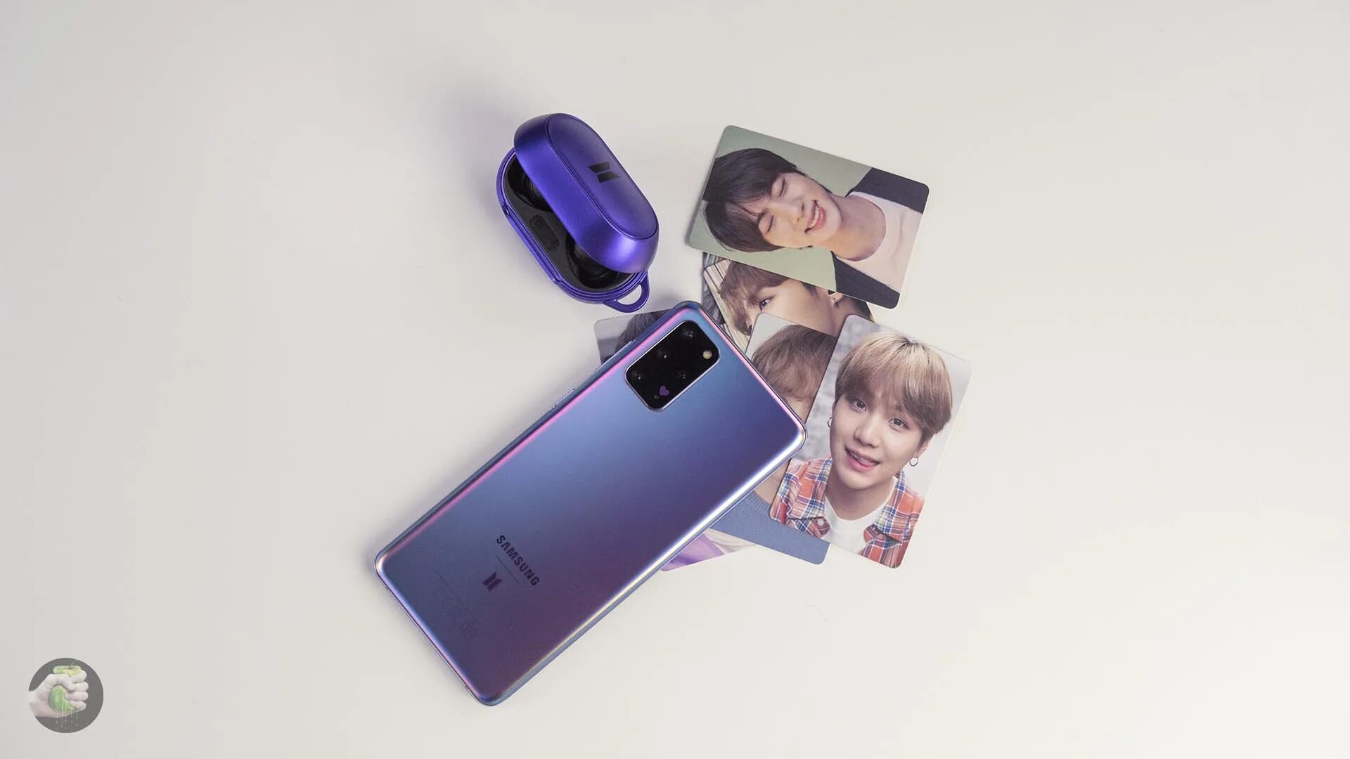 Samsung Galaxy s20+ BTS Edition. S20 BTS Edition. Самсунг галакси с 20 БТС.