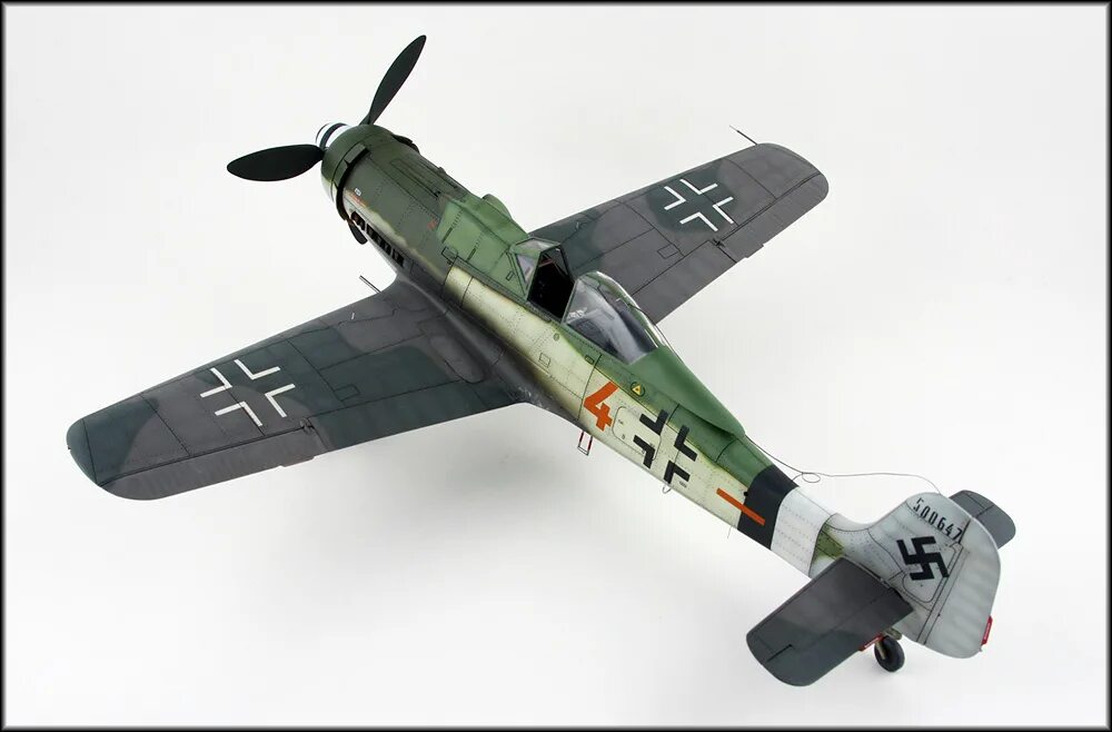 58 1 48. FW 190d-9. FW-190 D 9 Eduard 1/48. FW 190 трофейный. FW 190 A-1.