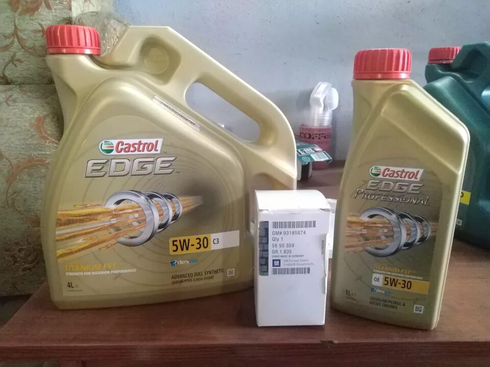 Castrol Edge 5w-30 Dexos 2. Кастрол 5w30 для Шевроле. Масло 5w30 Aveo. Castrol dexos2 5w30 DX. Можно ли заливать 5w40 вместо 5w30