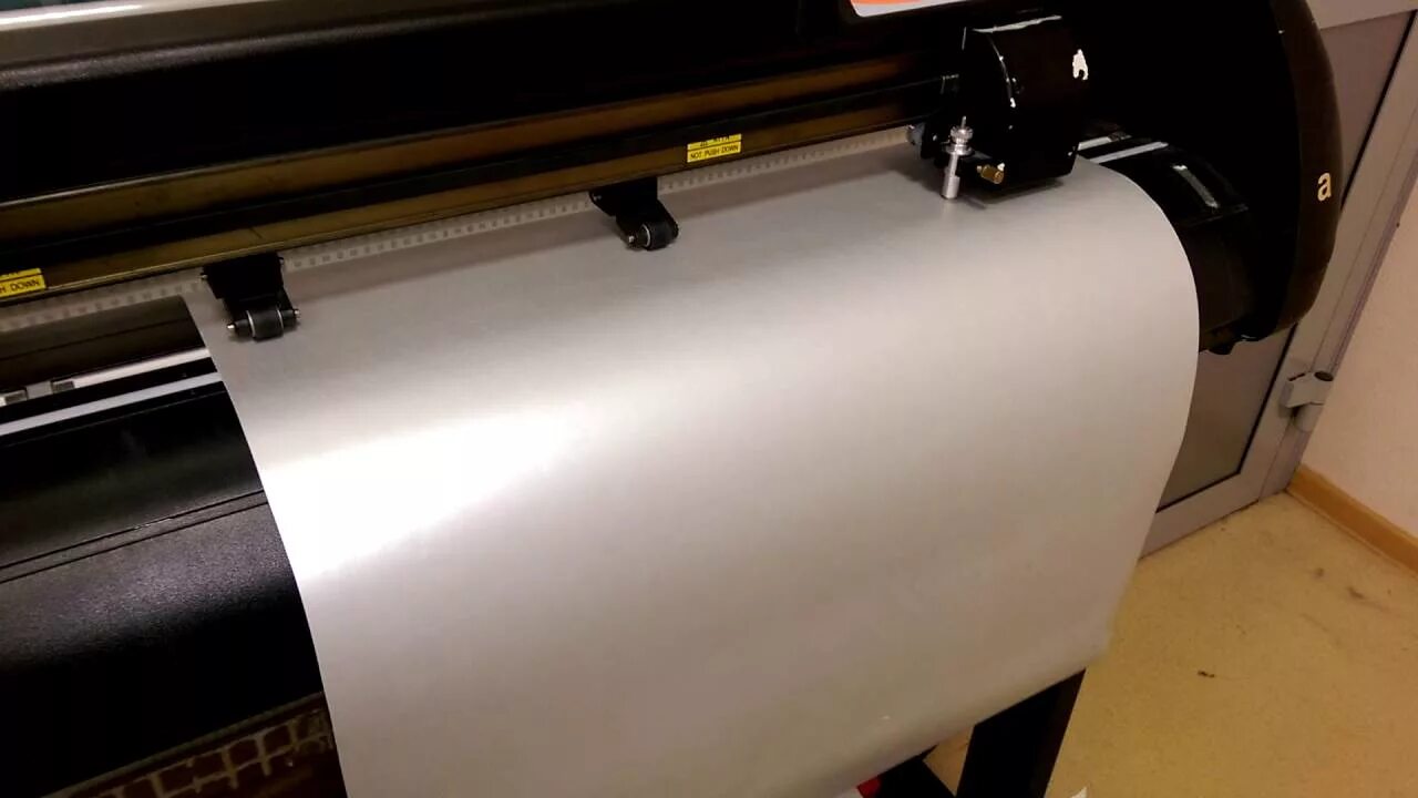 Пленка для плоттера c3876a. Плоттер для полиуретановой пленки. Плоттерный станок list 1350h. Плоттер mietubl mtb-cut180t. Плоттер для полиуретановой пленки.