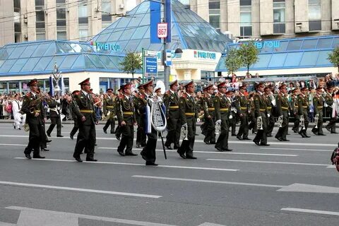 Парад какой город
