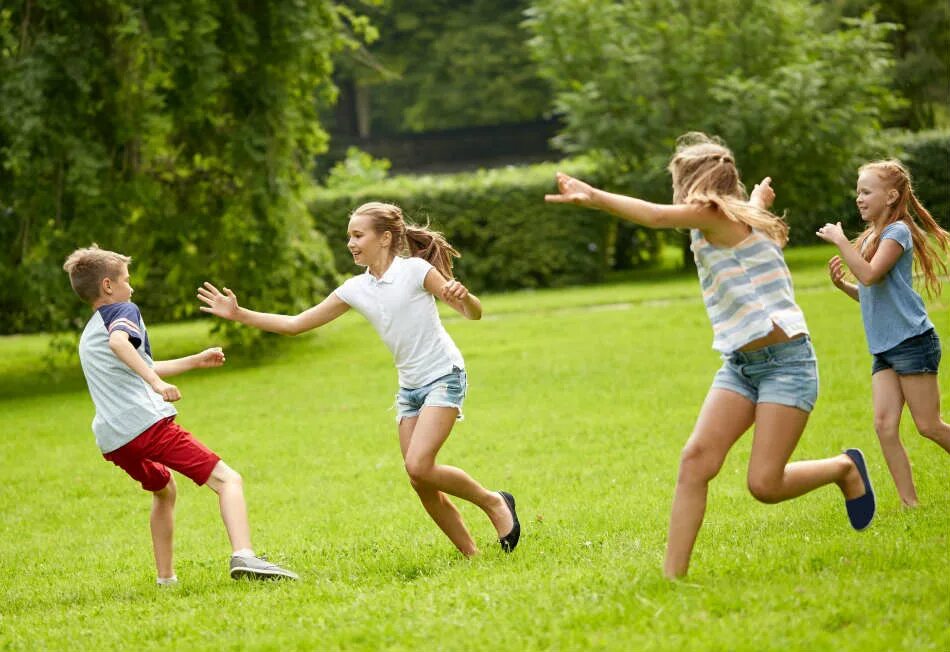 Friend sport. Салки догонялки. Пятнашки догонялки. Игры на свежем воздухе летом. Активные игры для детей.