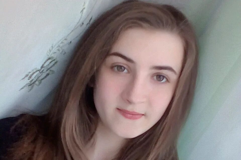 Ольгу помните девочку из детского дома дзен. Девушки из детдома. 15 летняя девочка. девочка из детдома. девочки из детдома подростки.