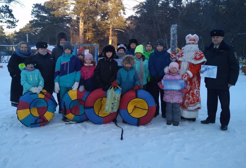 новый год дома. детский дом черемхово. черемховский дом ребенка. дом российского деда мороза. новогодний черемхово.
