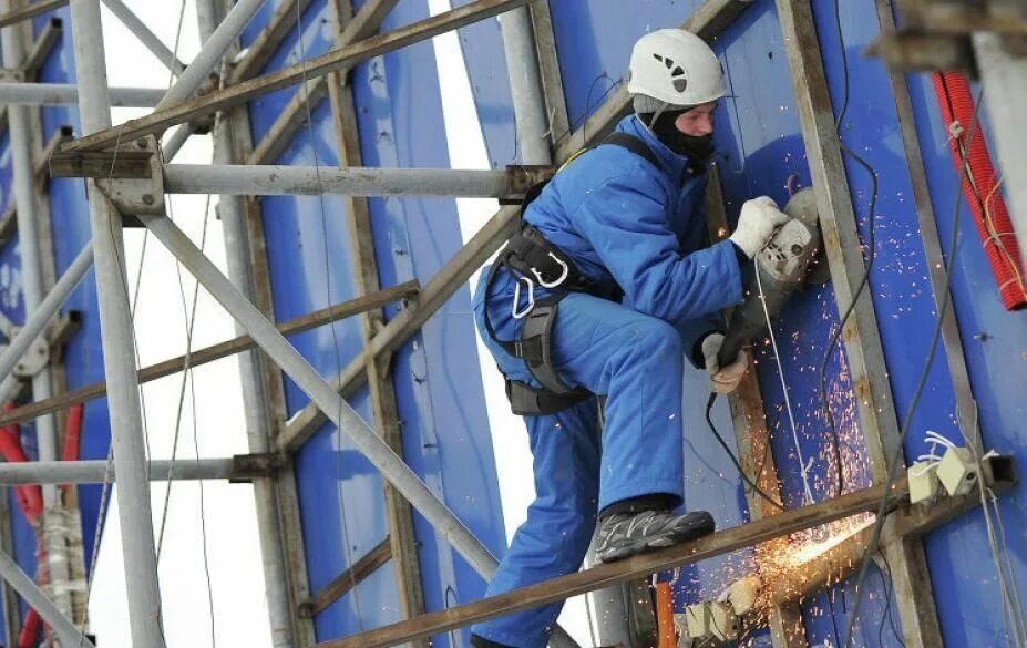 Монтажник железобетонных конструкций. Слесарь-ремонтник технологического оборудования. Строительно монтажные работы. Монтажник железобетонных и металлических конструкций. Монтажник железобетонных конструкций.