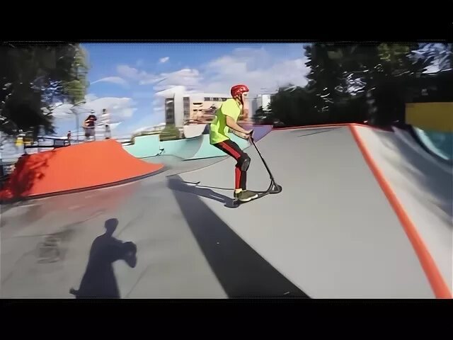 Видео самокатчика. Флеер трюк на самокате. Видео самокатчика. Юрент разбитый самокат. Видео самокатчика.