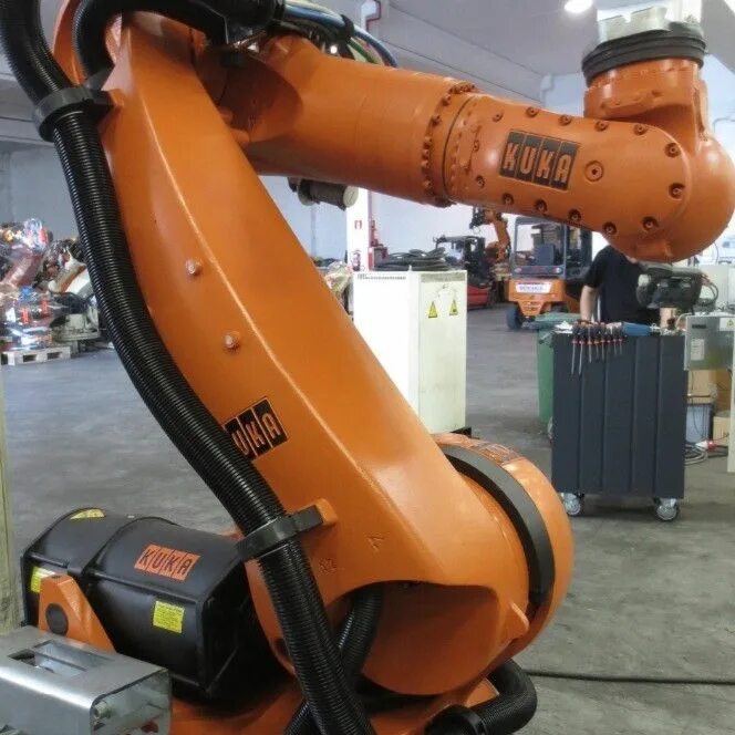 Kr 210. Kuka kr210. kuka kr 210 r2700. робот kuka kr200. kuka kr 1100-2 контроллер.