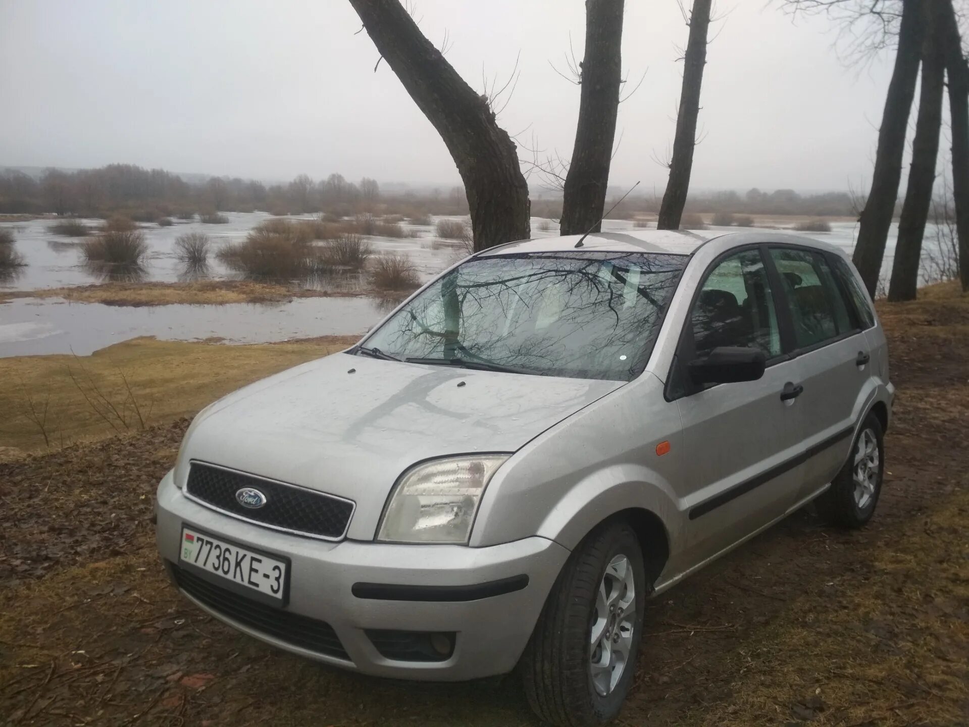Форд фьюжн 2004. Ford fusion 2004 года. Ford fusion 2004 года. Форд фьюжн 2004. Диски форд фьюжн 2005.