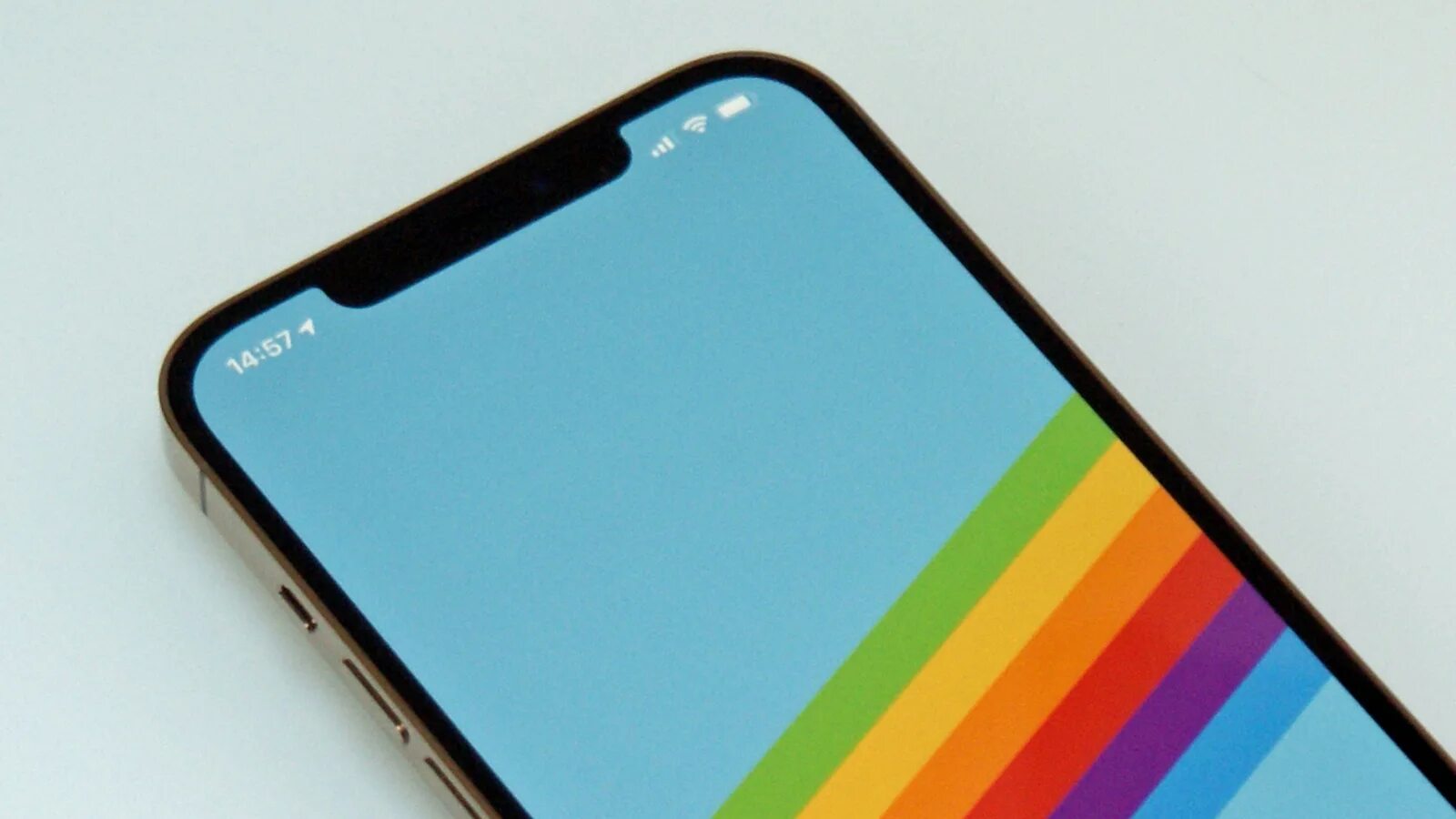 Face ID на iPhone 13 не работает, если экран был заменен на неоригинальный! Appl