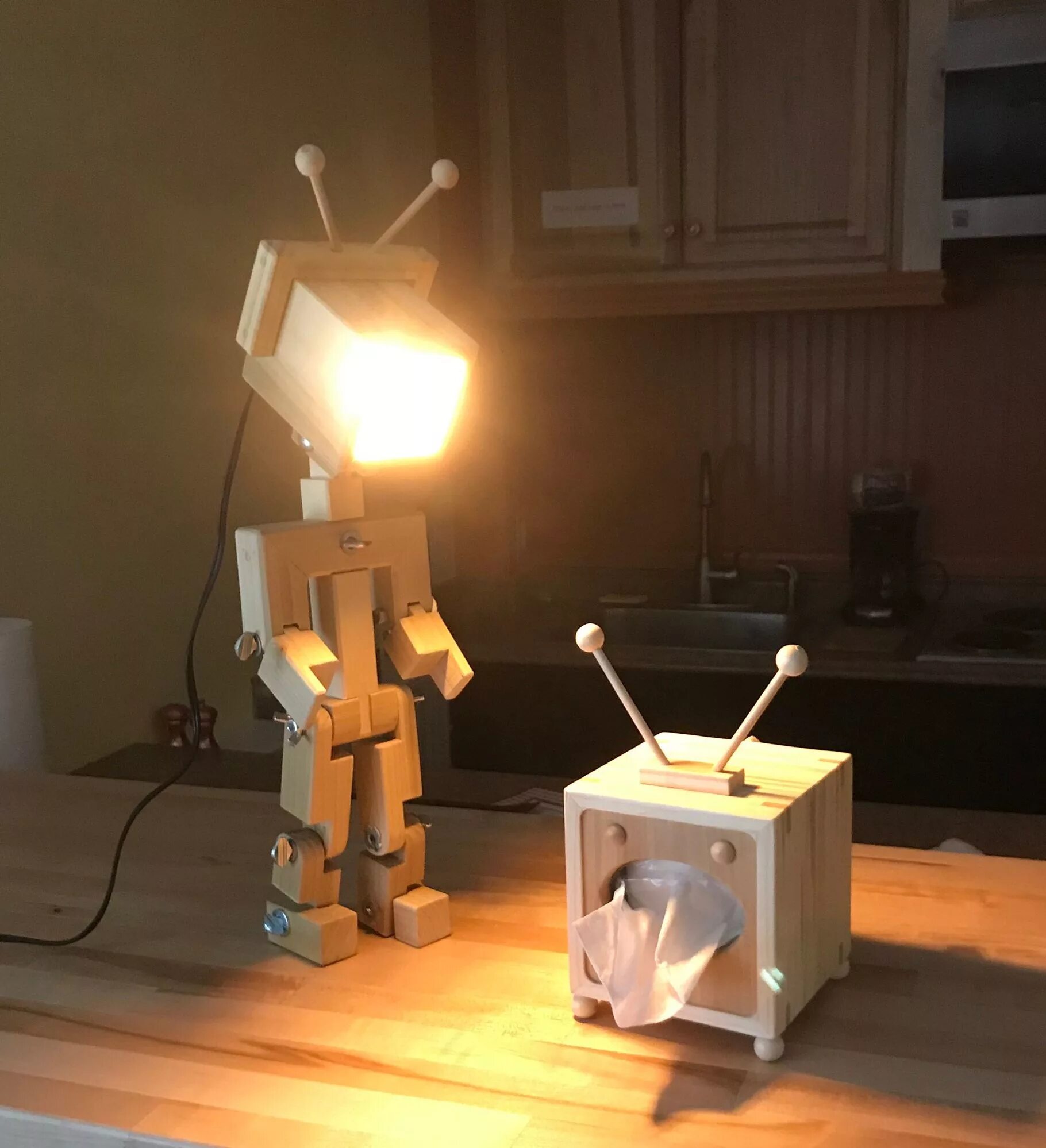 Robot lamp