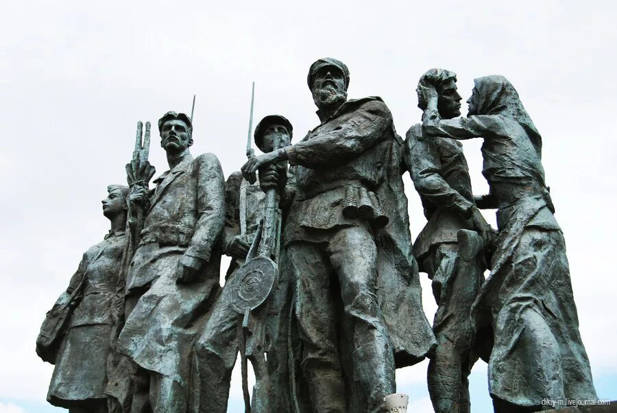 Памятник героям великой отечественной войны санкт петербург