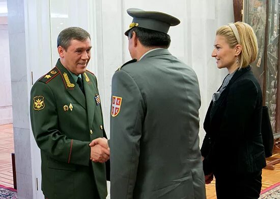 Где служит сын