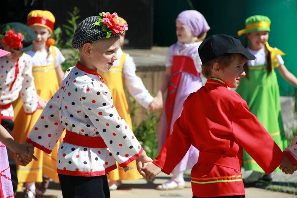 Русско народный в садике. Праздник народных игр. Фольклорный праздник. Хоровод детей. Детские народные игры.