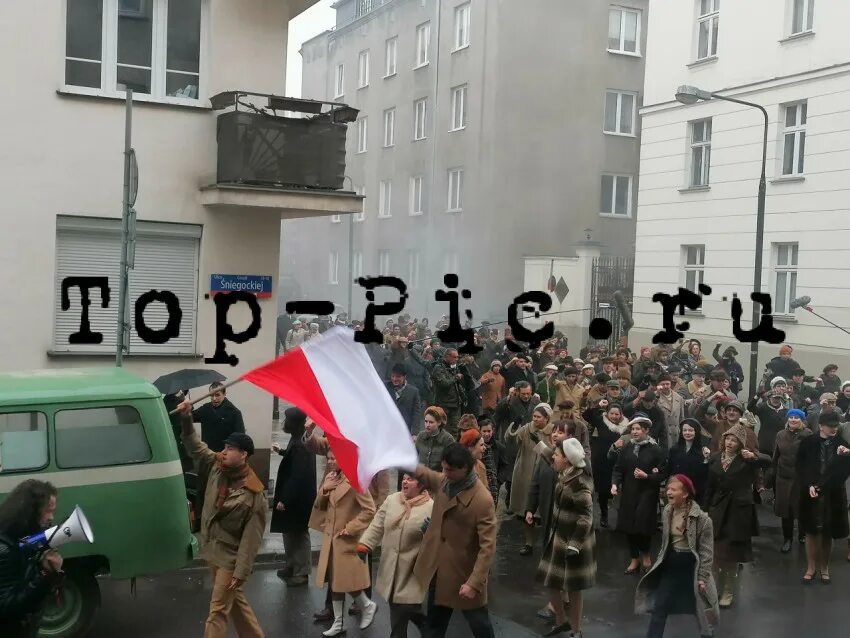 Народные волнения 5. Протесты в монголии. Митинги в августе 2020 россия. Бунташный век картины. Нтв митинг пушкинская площадь.