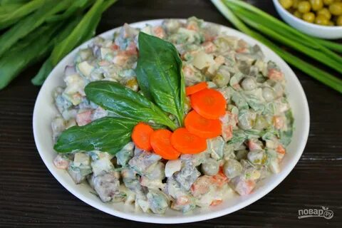 Салат с зеленым горошком морковкой