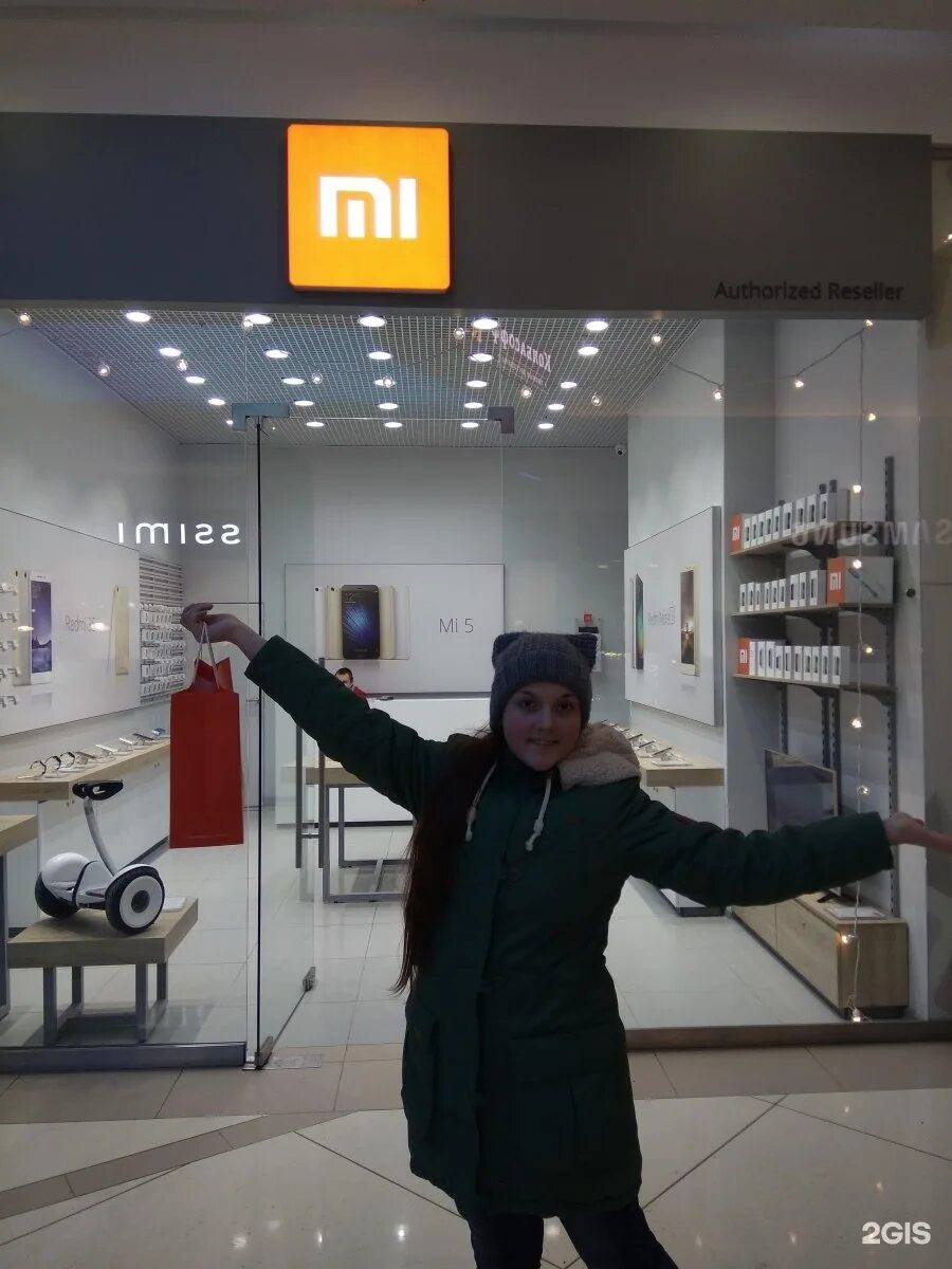 Сяоми глобал купить. Европейский ТЦ Xiaomi. Магазин Сяоми ТЦ Вегас. Xiaomi ТРК лето. Магазин Сяоми на Сходненской.