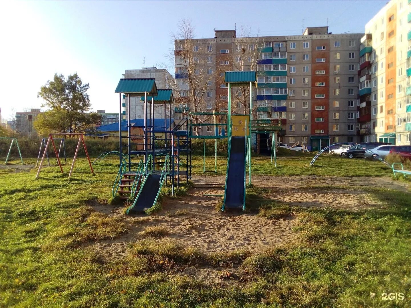 Детские дворы. 7 больница комсомольск-на-амуре. Детский дом 8 комсомольск на амуре. Детский дом 10 комсомольск на амуре. Буревестник лагерь комсомольск.