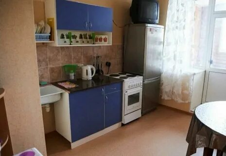 Космонавтов 86