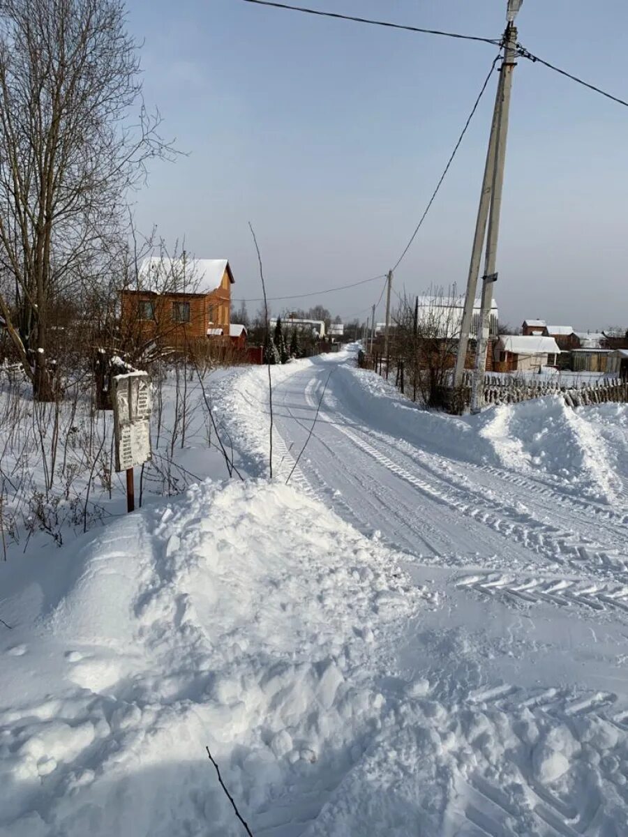 Там не бывает снега 2021. Абдулино 2021 снег. Снегопад 2021 год Шадринск-Екатеринбург. Петровчик ставок Снежное 2021 год. Как выглядят дачные участки после снегопада 2021 года.