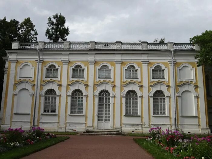 Ринальди архитектор стиль. Китайский дворец екатерины в ораниенбауме. антонио ринальди дворец в ораниенбауме. китайский дворец екатерины ii в ораниенбауме.